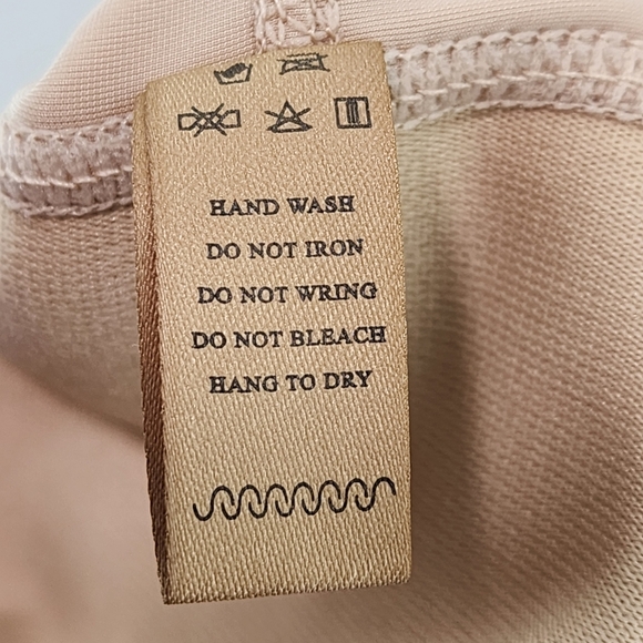 Shapellx Women's Zip Lace Trim Body Sculpting Short - Picture 8 of 8